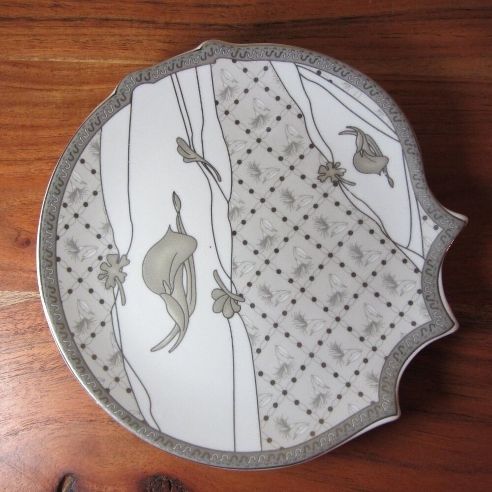 silver & white salad plate peach model japan vintage very unusual shape (W5790)